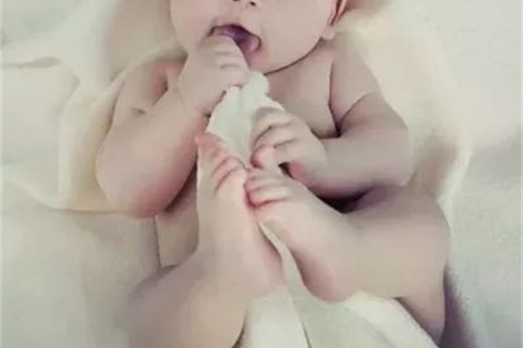 夏季怎么穿可以避免青岛捐卵宝宝感冒受凉？生病要怎么穿？